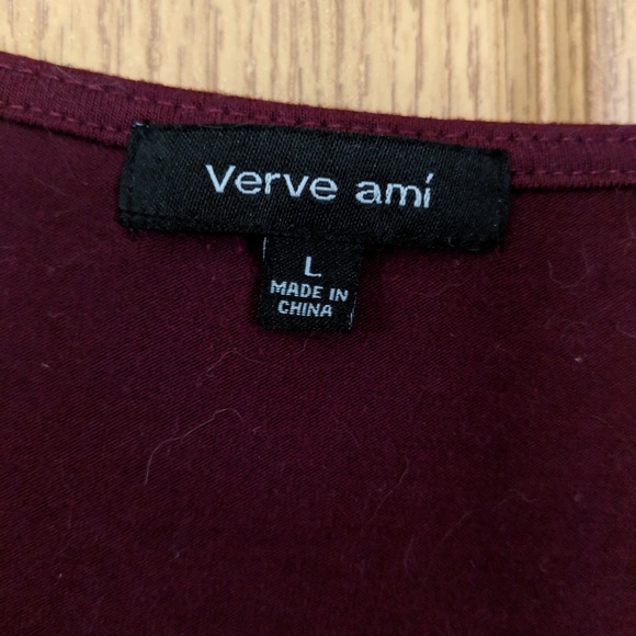 Maroon floral lace top - Picture 4 of 4